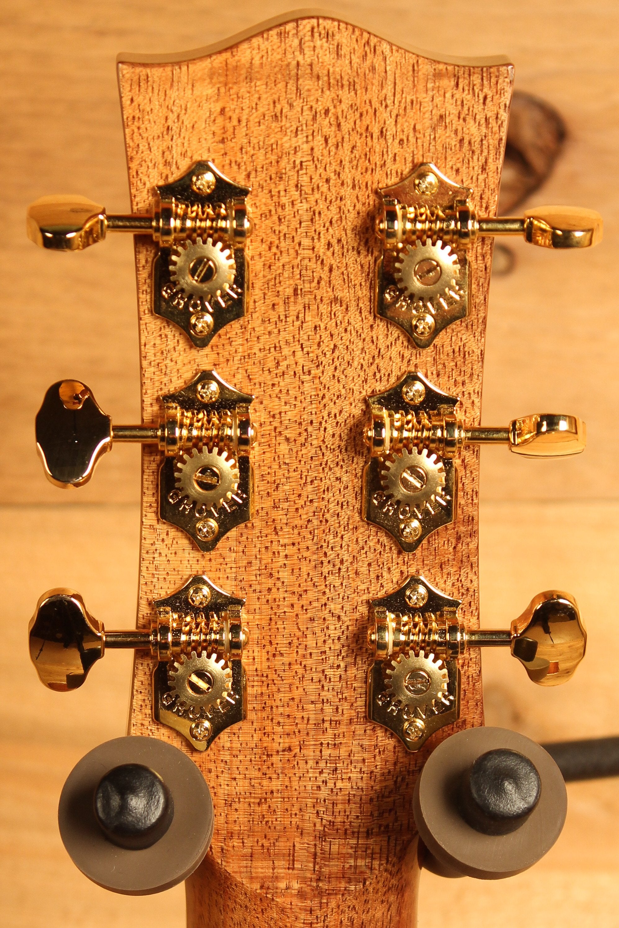 Maton Custom Shop Classic Blackwood Special Guitar with European Spruce & Figured Blackwood ID-13090 - Artisan Guitars
