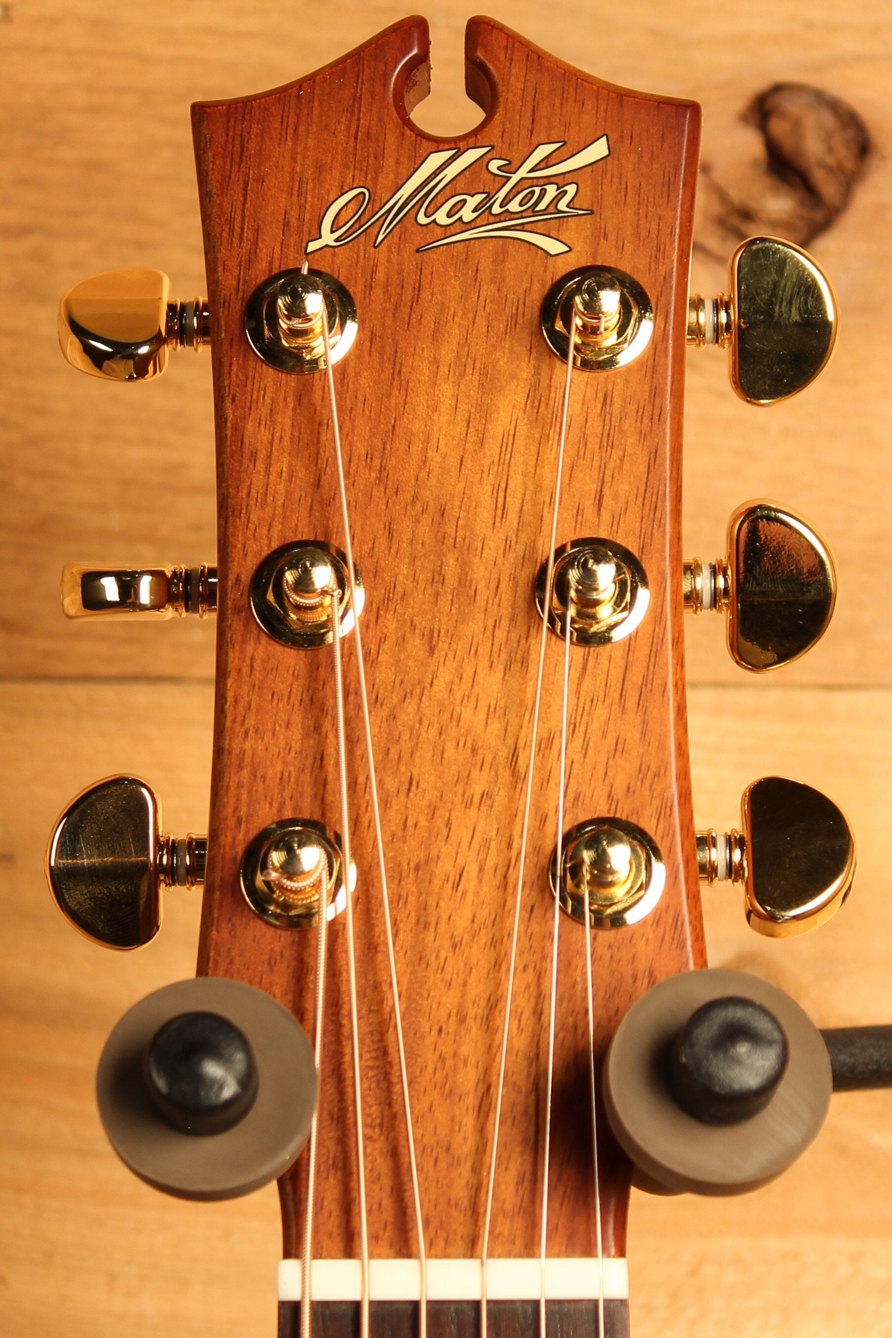 Maton EBG808C Nashville Series Sitka Spruce and Blackwood and Cutaway ID-13433 - Artisan Guitars