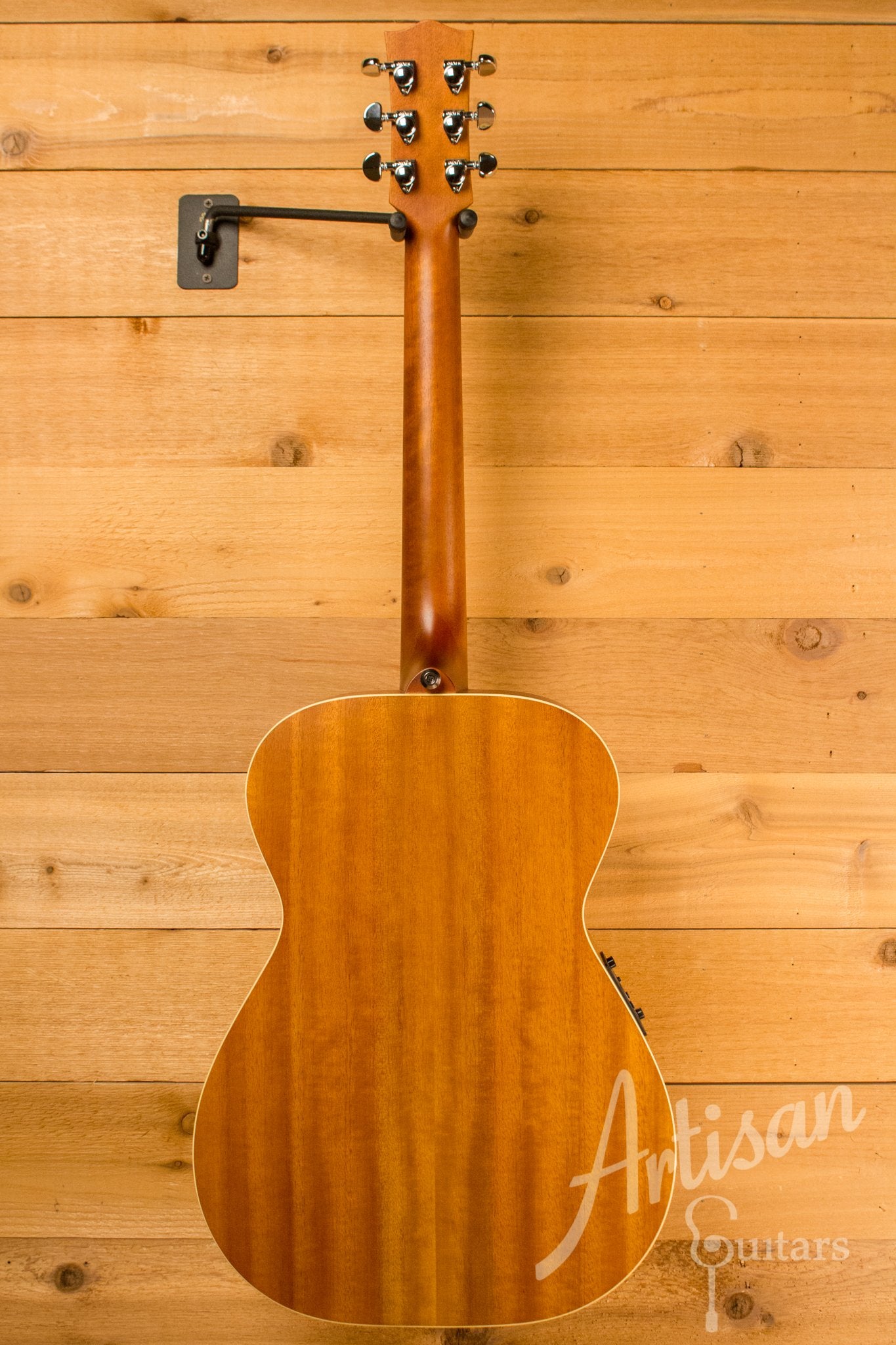 Maton EBG 808 TE Tommy Emmanuel Signature Guitar ID-10823 - Artisan Guitars