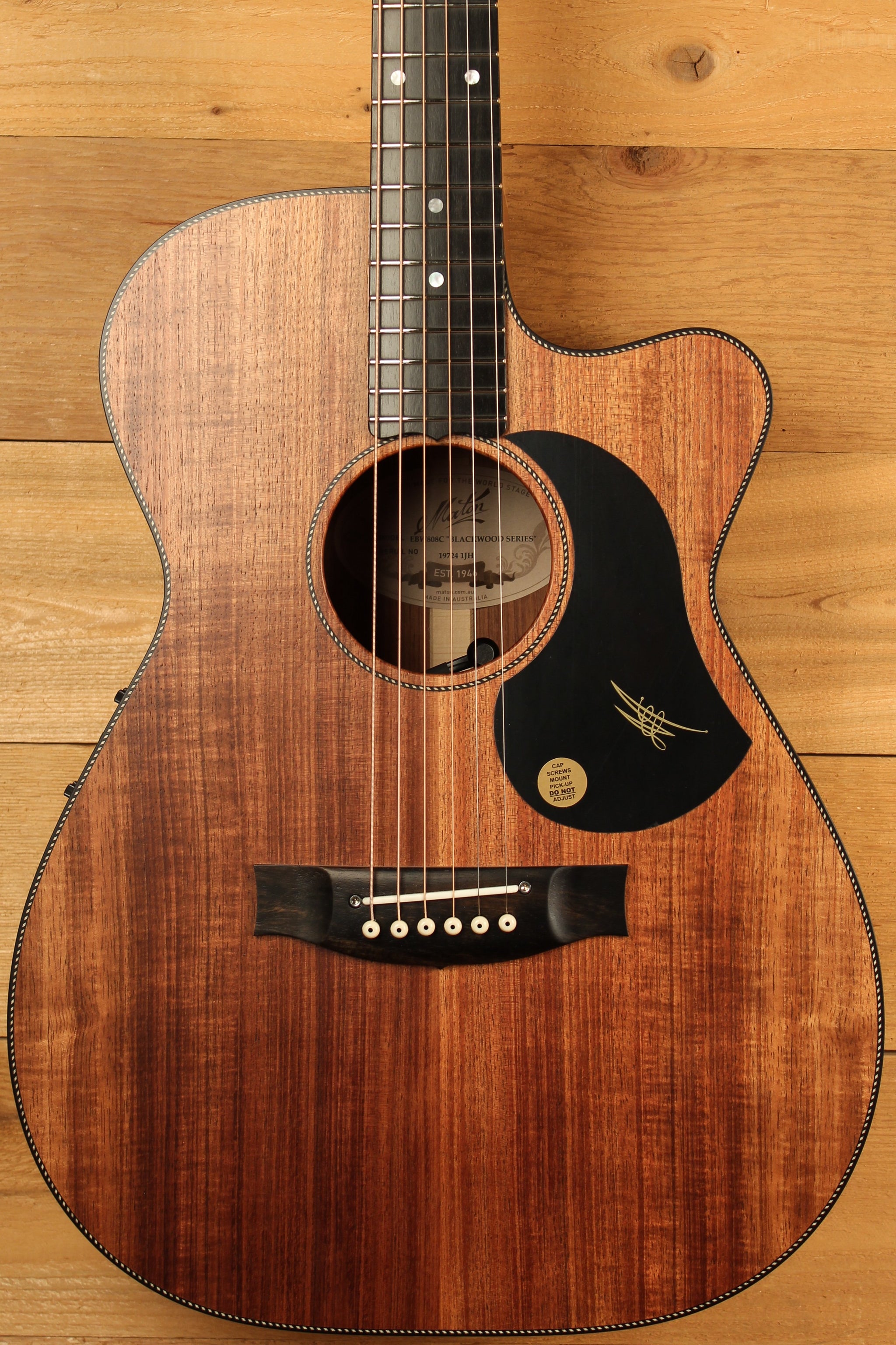 Maton EBW808 Cutaway Guitar w/ Blackwood Top, Back & Sides w/ AP5 Pro Pickup System ID-13700 - Artisan Guitars