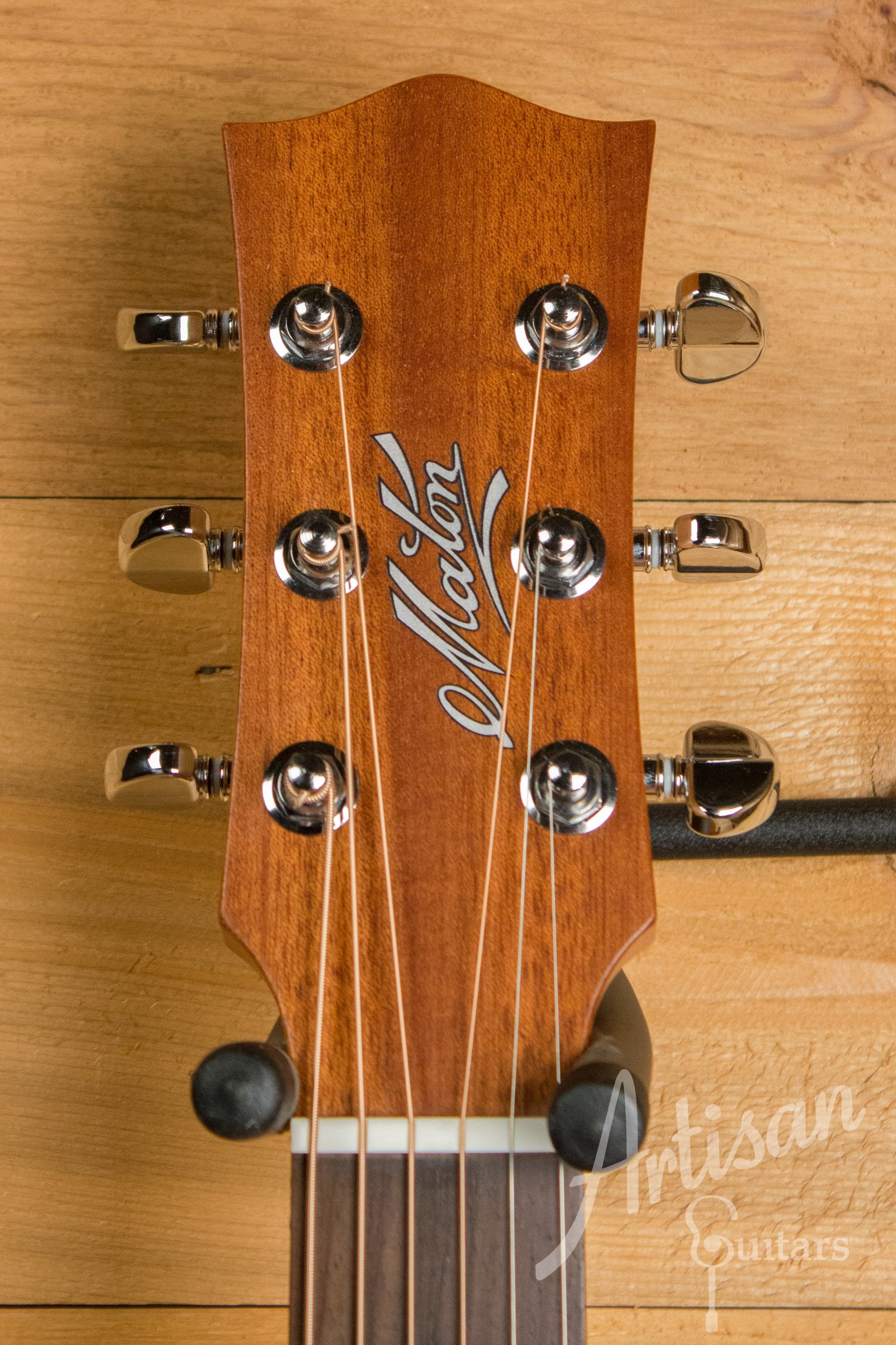 Maton SRS808C Guitar Western Red Cedar and Solid Blackwood Cutaway ID-11207 - Artisan Guitars