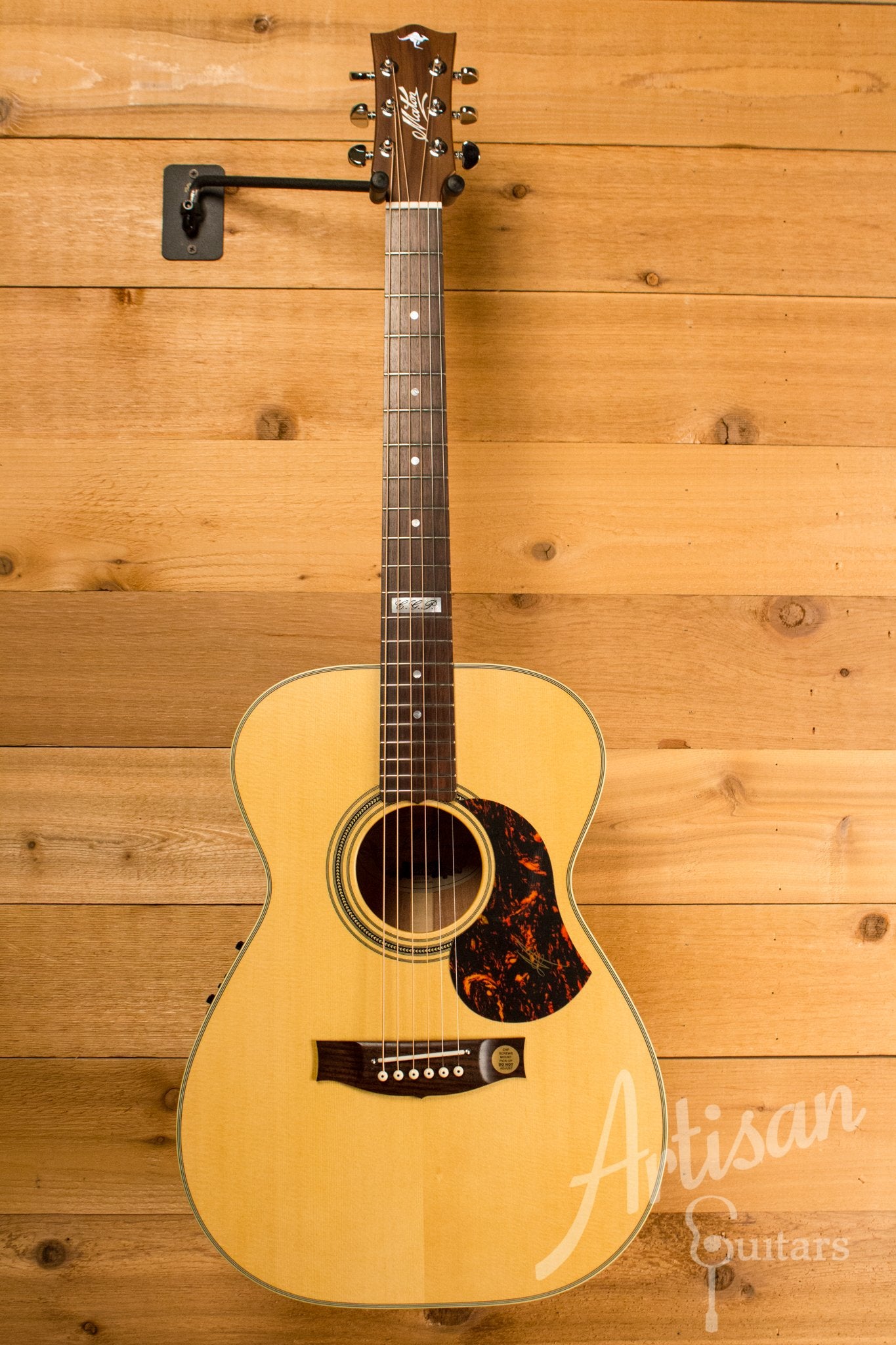 Maton EBG 808 TE Tommy Emmanuel Signature Guitar ID-10791 - Artisan Guitars
