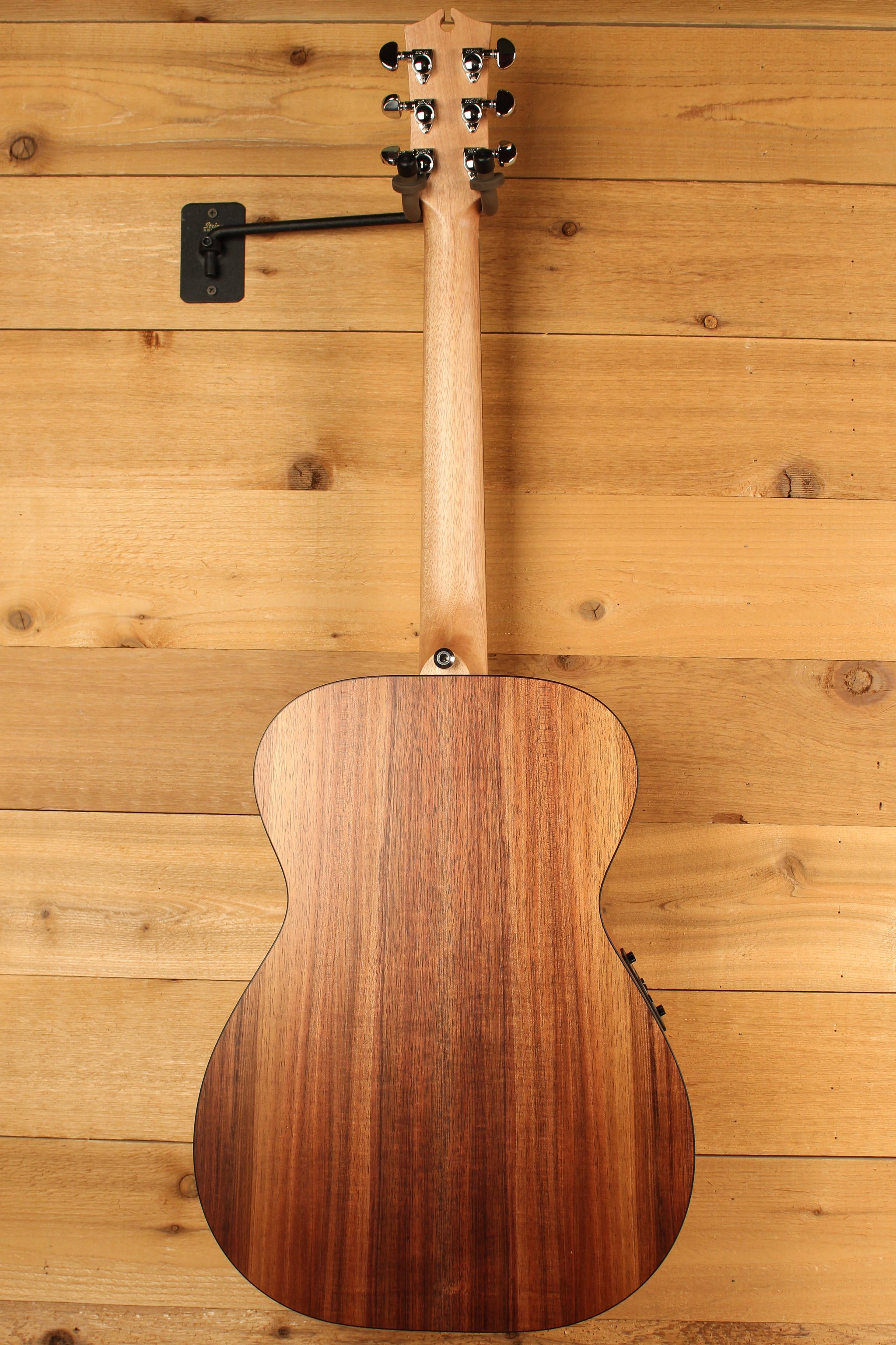 Maton EBG808 w/ AA Sitka Spruce & Blackwood ID-13613 - Artisan Guitars