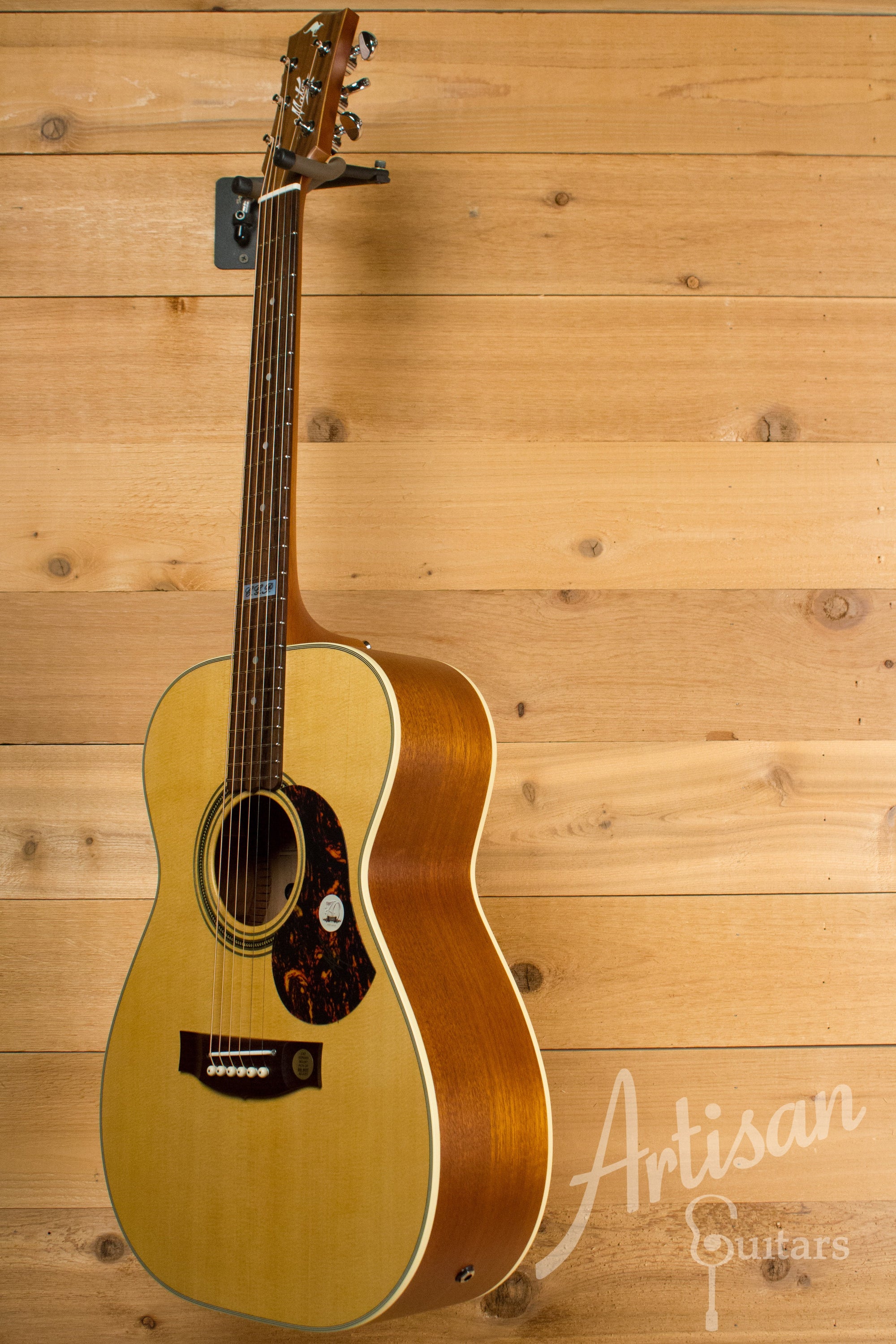 Maton EBG 808 TE Tommy Emmanuel Signature Guitar ID-11205 - Artisan Guitars