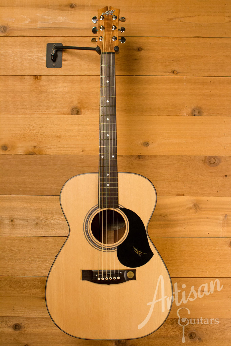 Maton EBG808 Sitka Spruce and Blackwood ID-10828 - Artisan Guitars