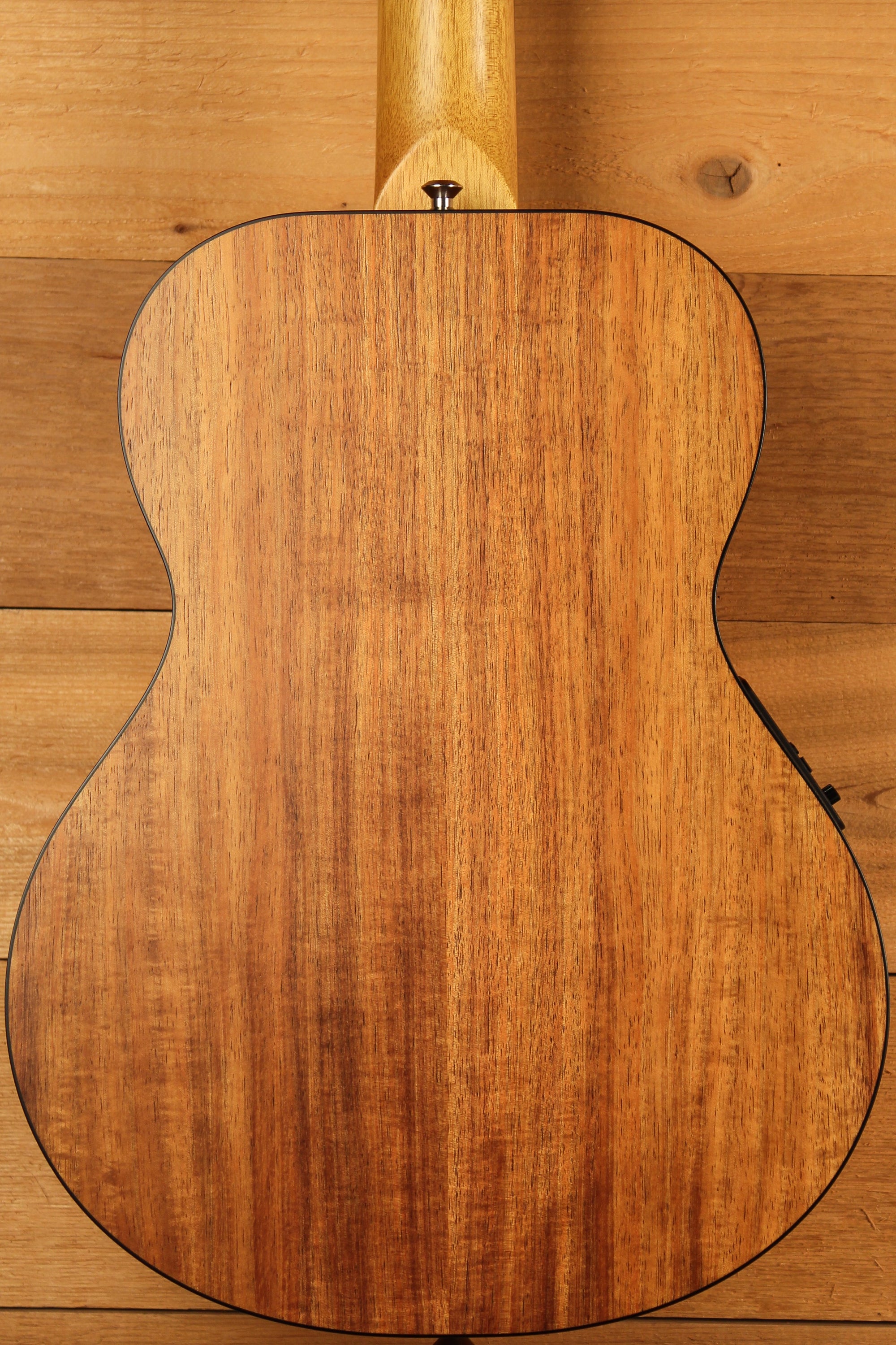 Maton EMS6 Mini Guitar Sitka Spuce and Blackwood ID-13082 - Artisan Guitars