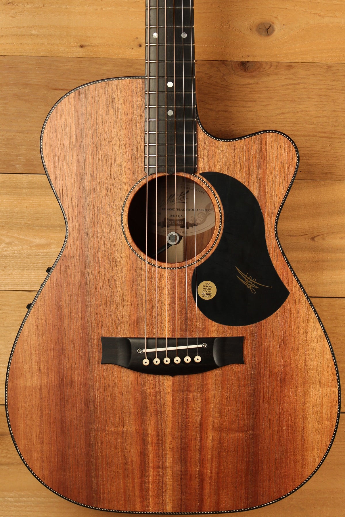 Maton EBW808 Cutaway Guitar w/ Blackwood Top, Back & Sides w/ AP5 Pro Pickup System ID-13228 - Artisan Guitars