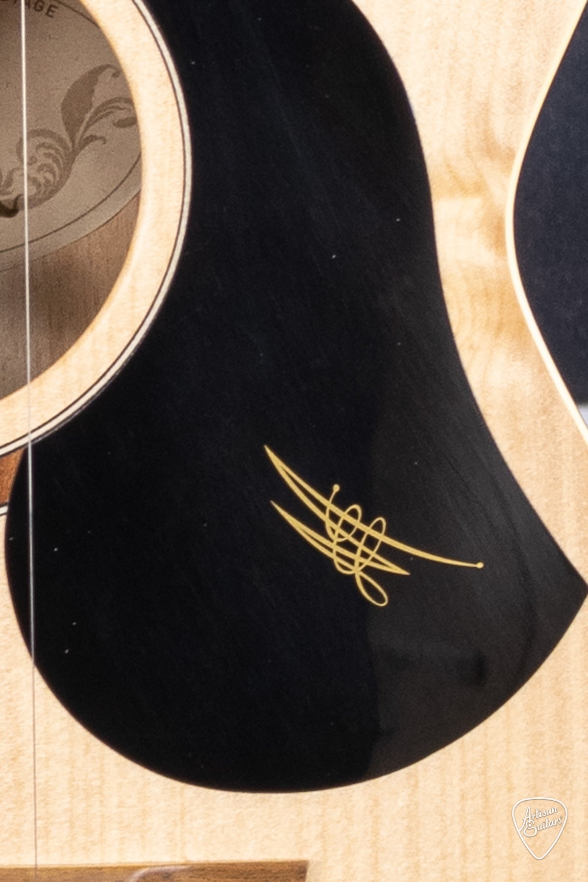 Maton Guitars Pre-Owned Performer EBG-808C - 16311